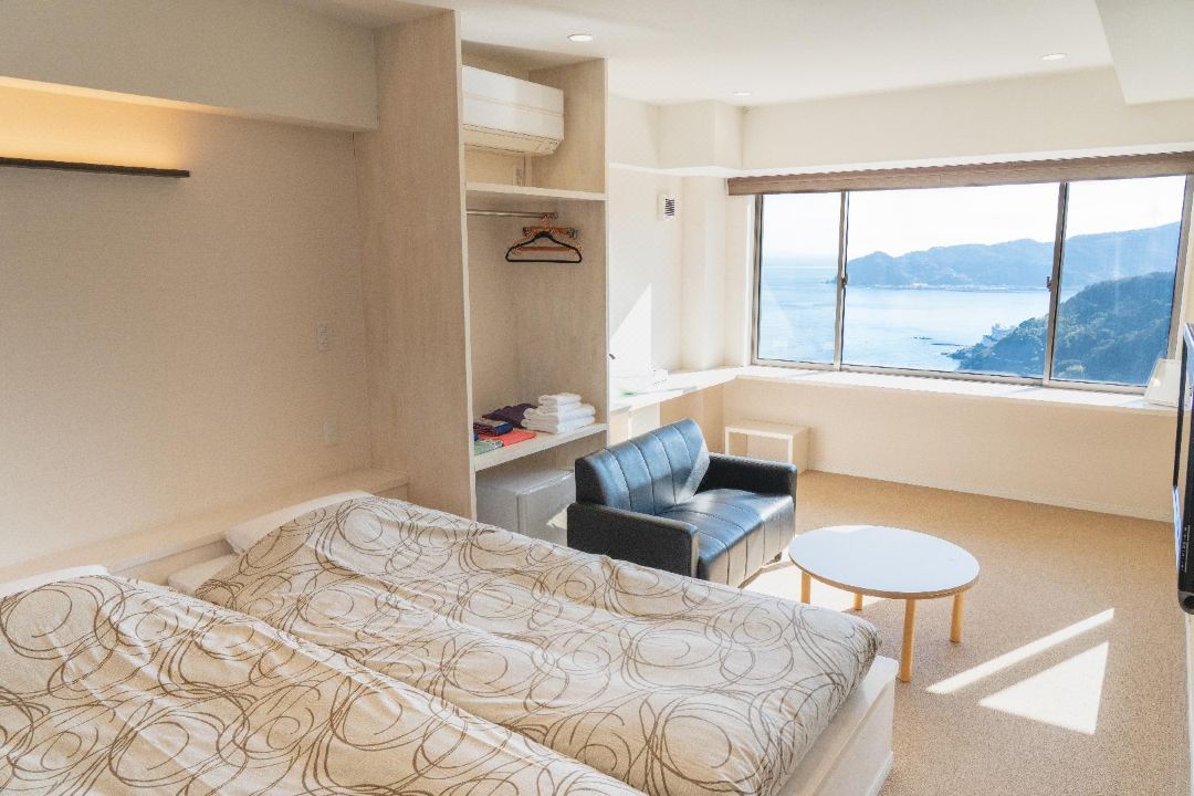 Atami-View Resort