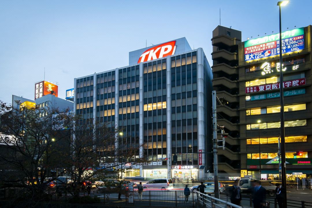 市谷頭等艙旅館