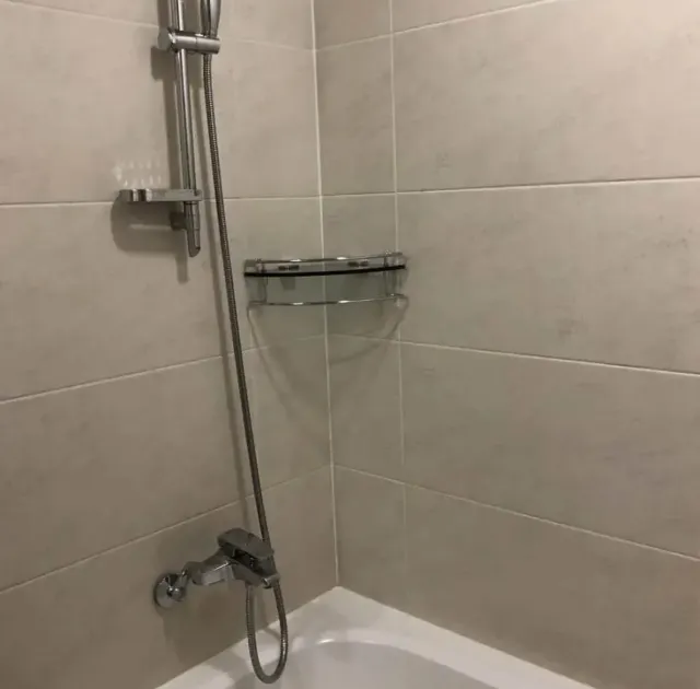 1mj4q12000aoqrjy5E6FE.jpg